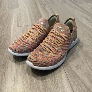 APL Techloom Wave - multicolor size mens 9/ womens 11